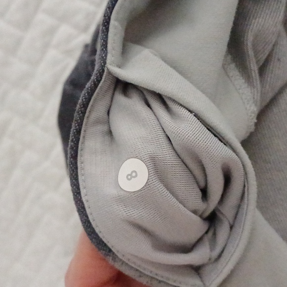 🔥🔥🔥Lululemon Wunder Under floral platoon Silver spoon cropped leggings 8 grey - Picture 10 of 13